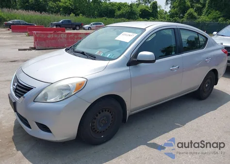 2013 Nissan Versa 1.6 Sv from USA, damaged, VIN 3N1CN7AP7DL876482